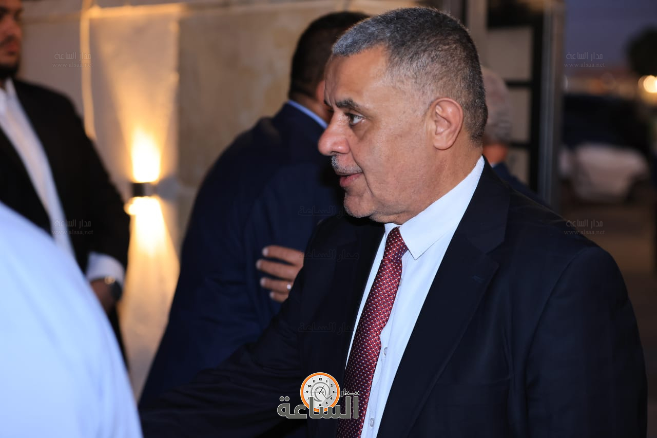 Madar Al-Saa Images 0.40146183506234545