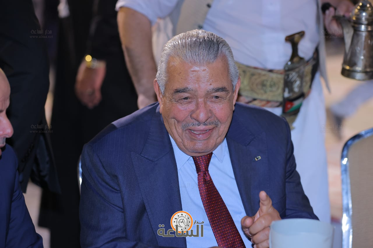 Madar Al-Saa Images 0.4138353186561723