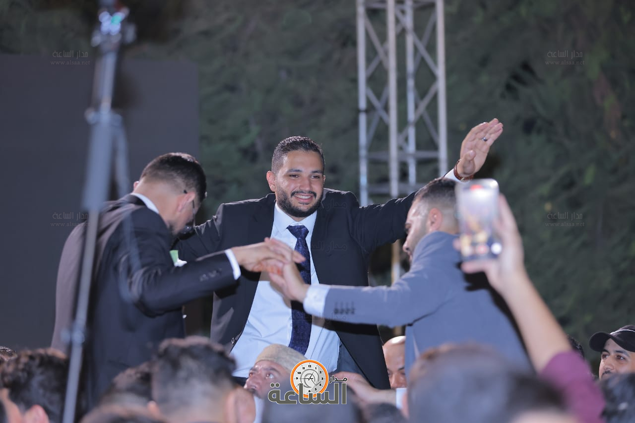 Madar Al-Saa Images 0.894369496966784