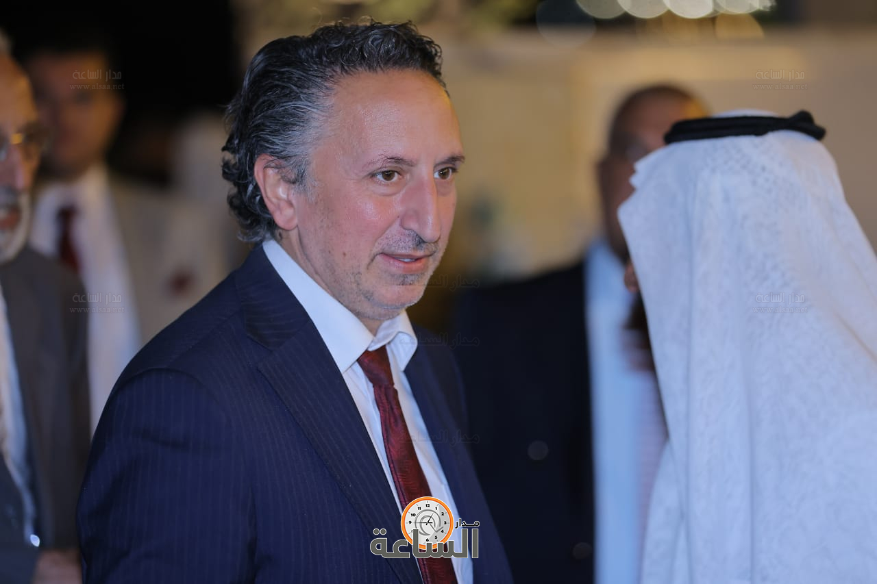 Madar Al-Saa Images 0.17456690840075229