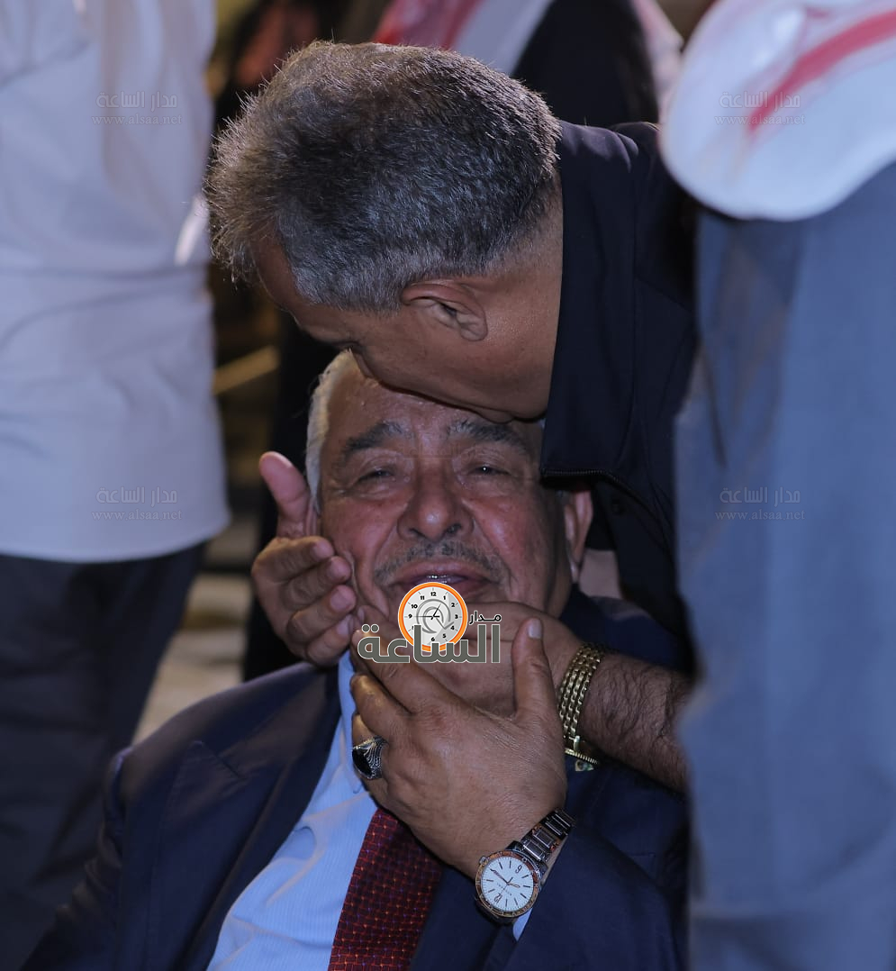 Madar Al-Saa Images 0.42385517396884087