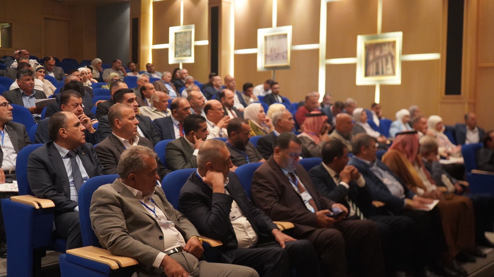 Madar Al-Saa Images 0.9923789762752728