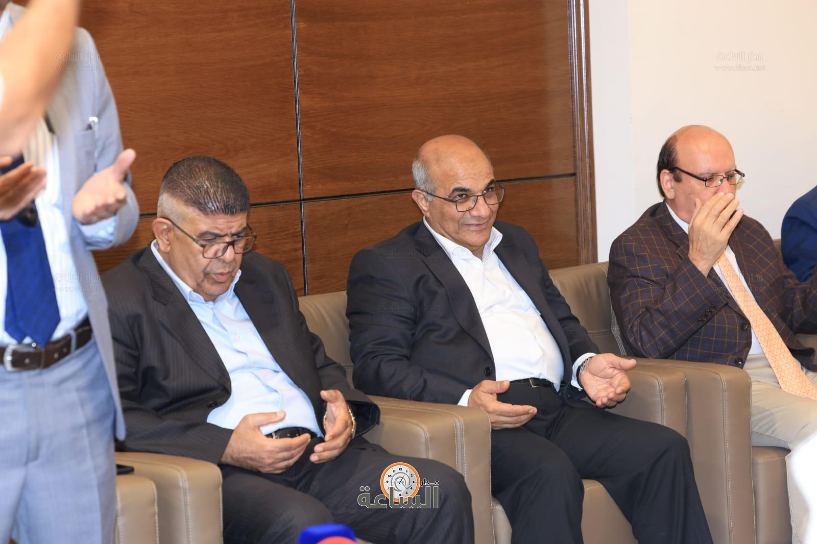 Madar Al-Saa Images 0.6928205902684607