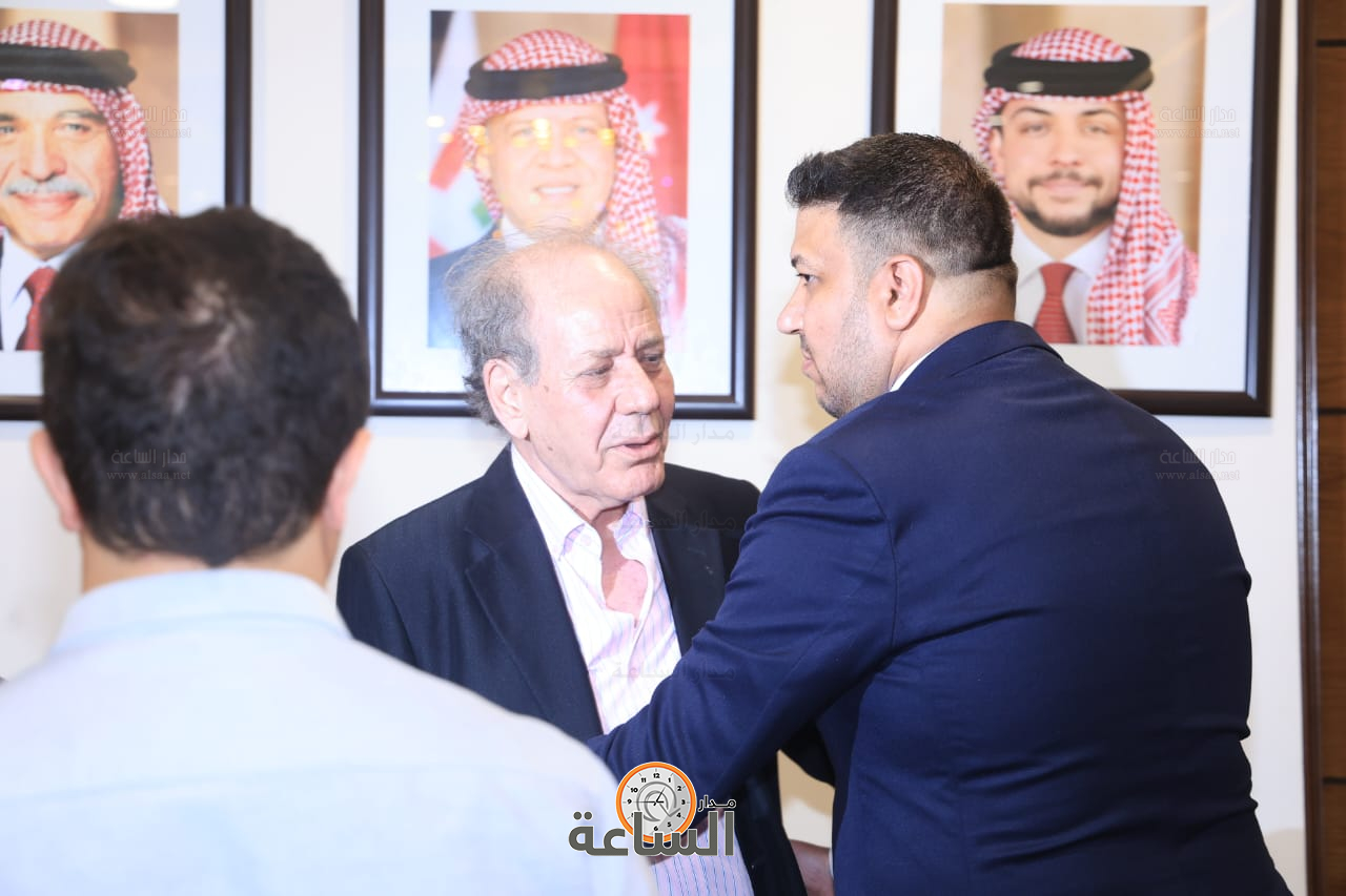 Madar Al-Saa Images 0.6142657495550425