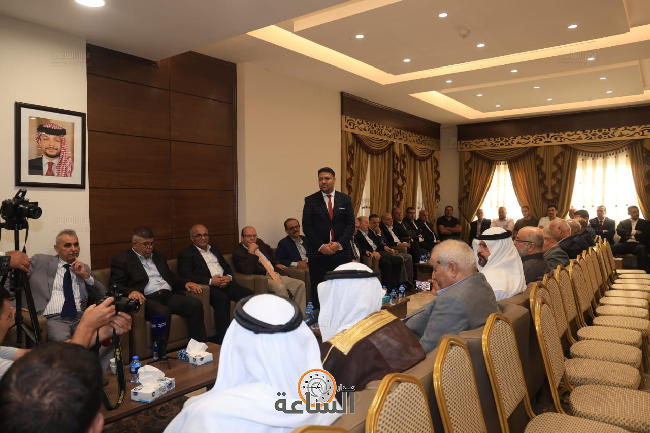 Madar Al-Saa Images 0.03522601498087774