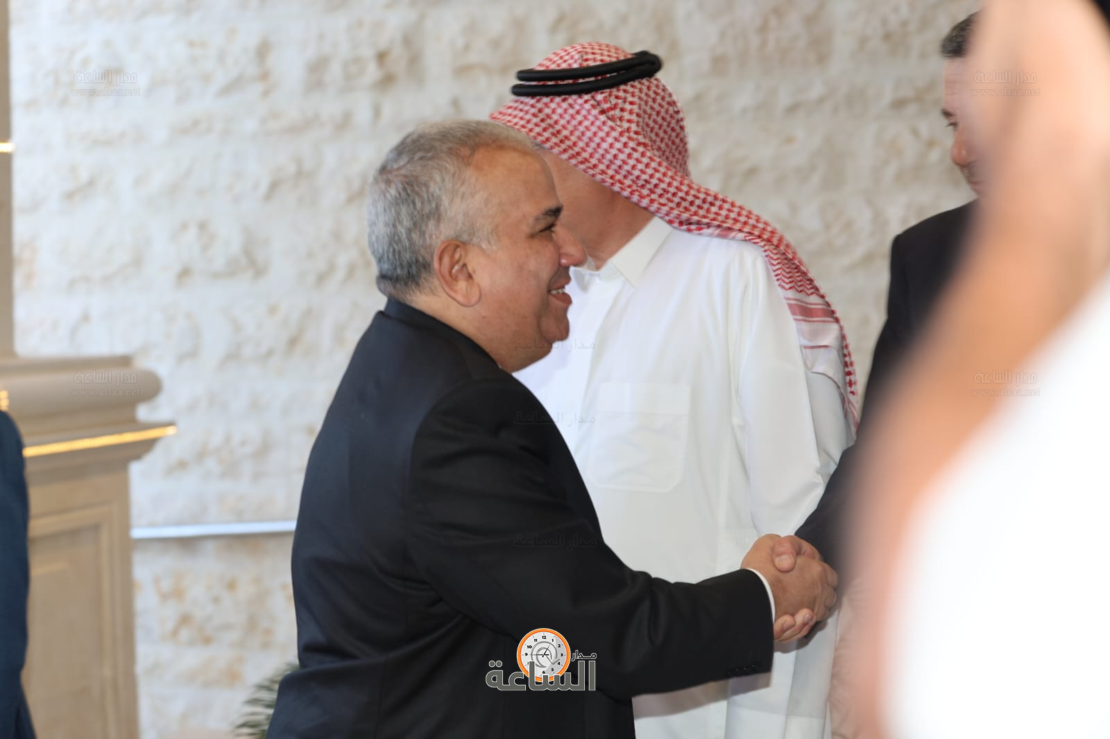 Madar Al-Saa Images 0.3816205099707598