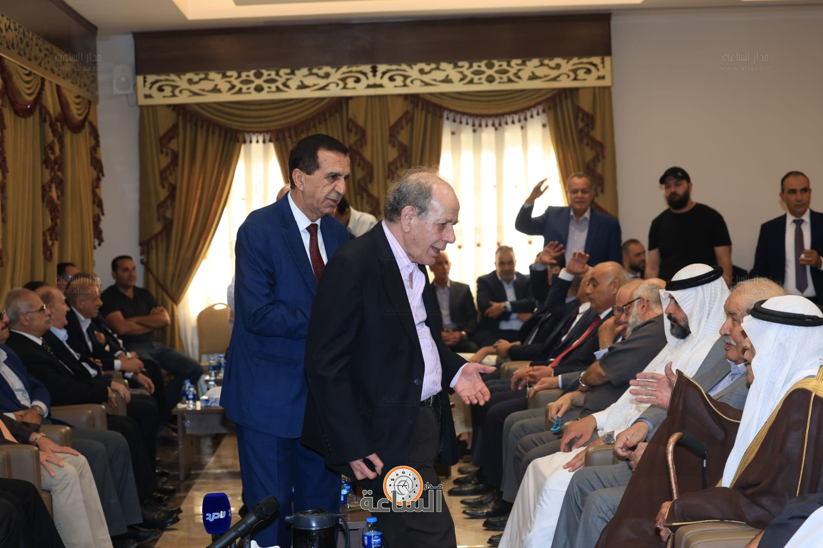 Madar Al-Saa Images 0.9387946051894868