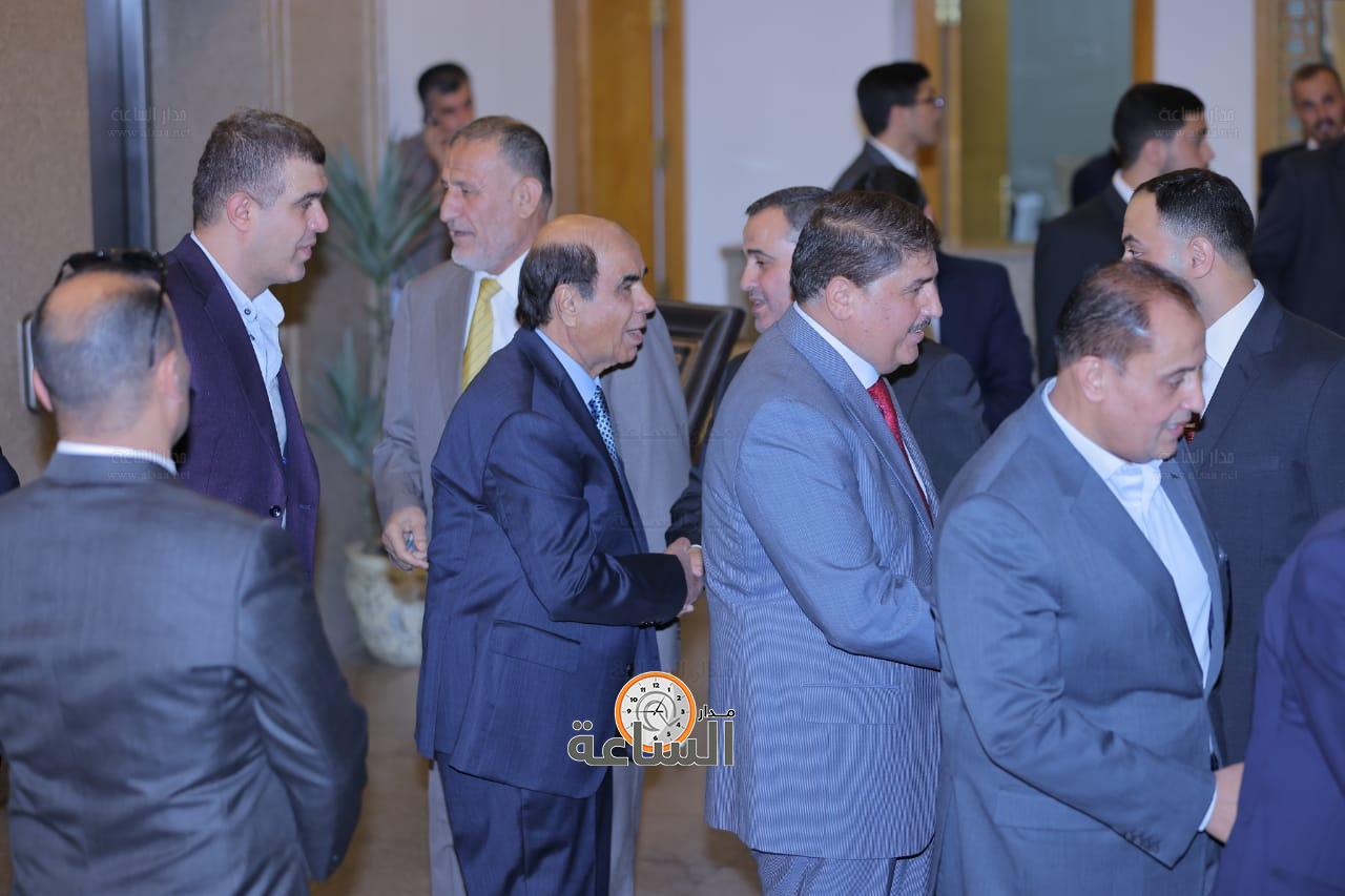 Madar Al-Saa Images 0.5901152079344596