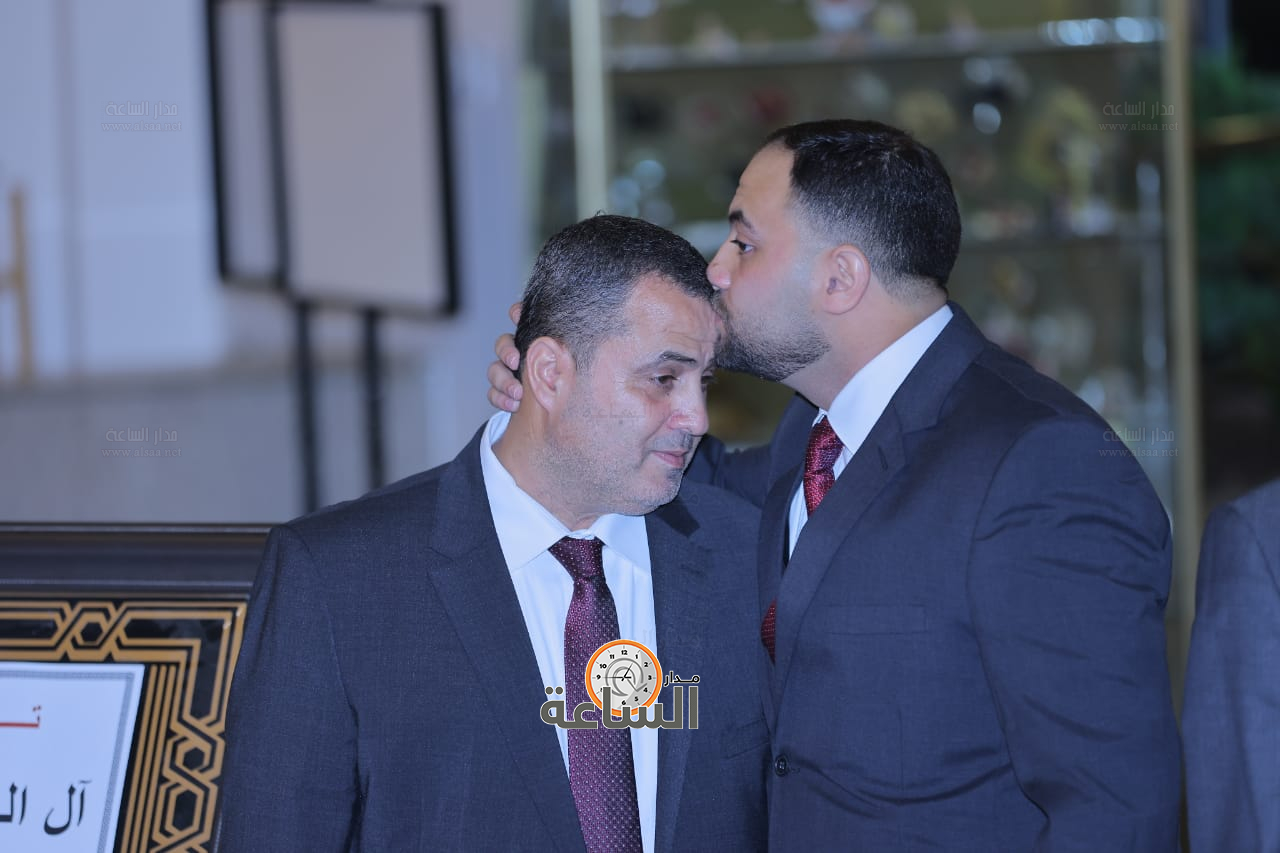 Madar Al-Saa Images 0.9887029261410938