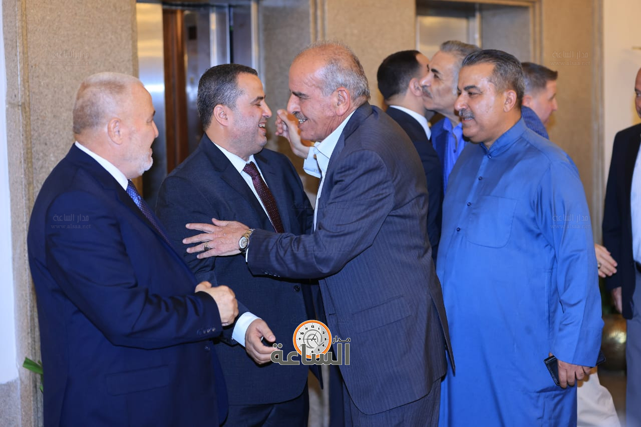 Madar Al-Saa Images 0.2463354753535727