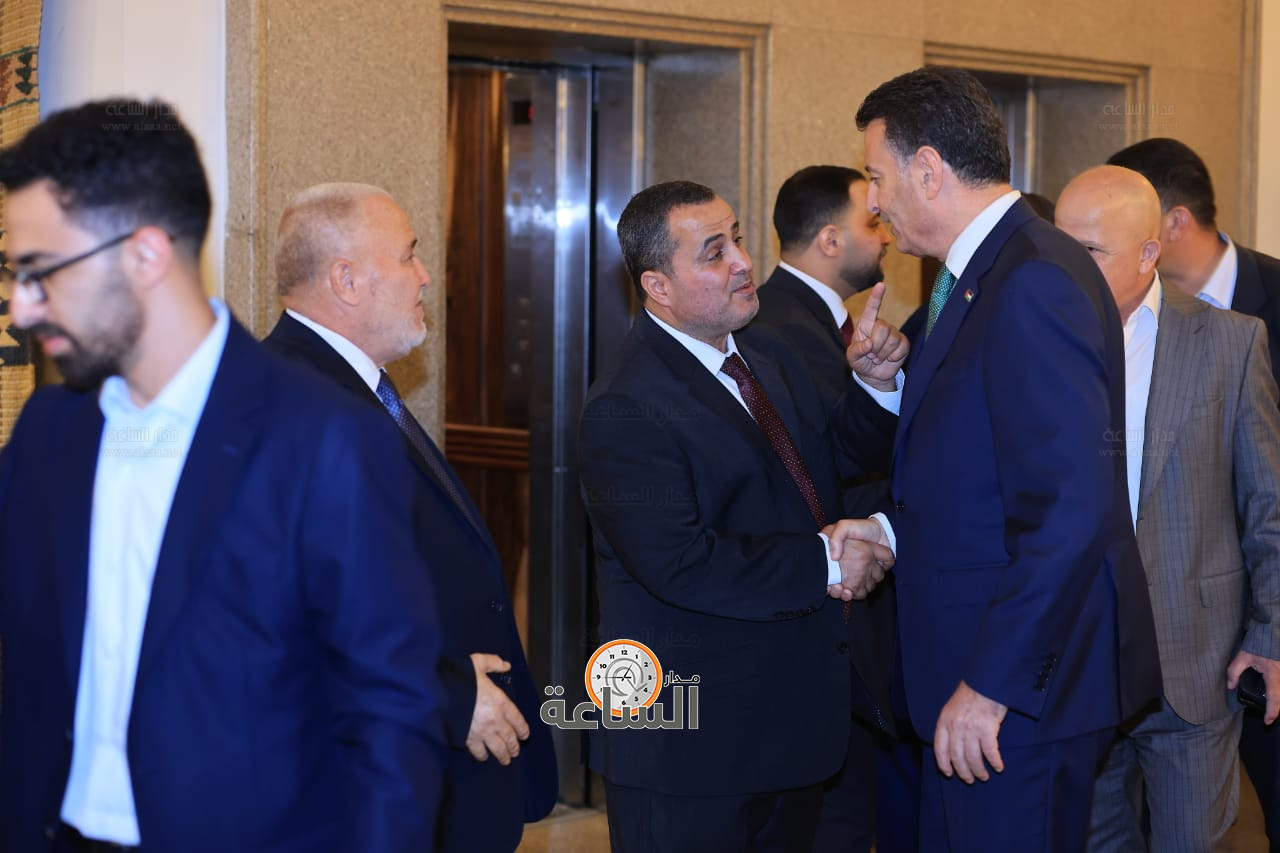 Madar Al-Saa Images 0.7607997072081145