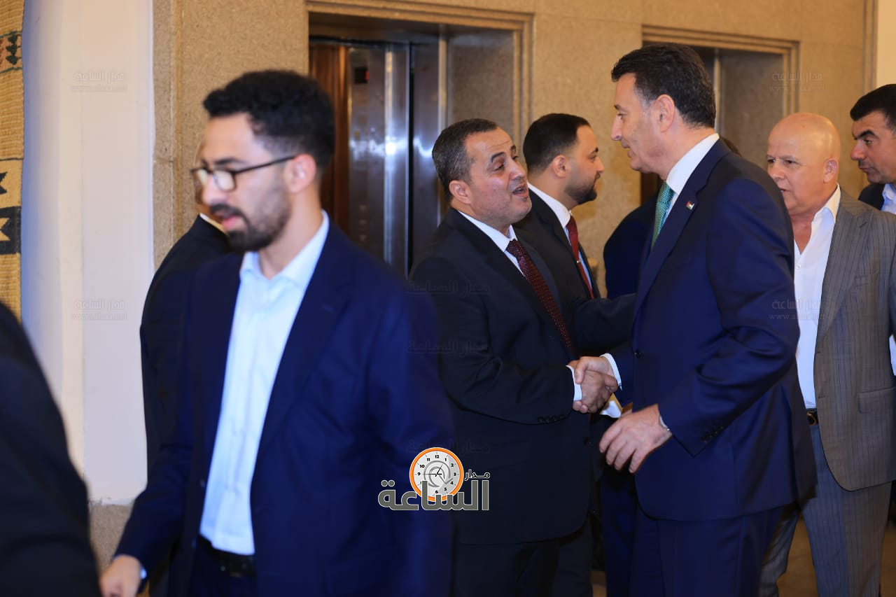 Madar Al-Saa Images 0.7496844857283078