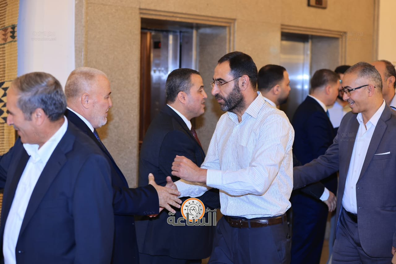 Madar Al-Saa Images 0.8728817467546925