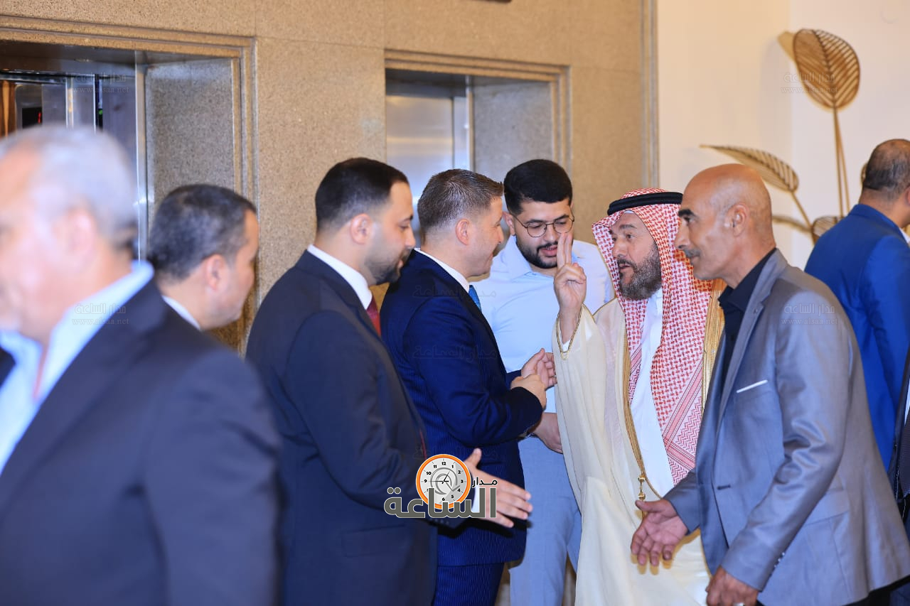 Madar Al-Saa Images 0.24890655115488647