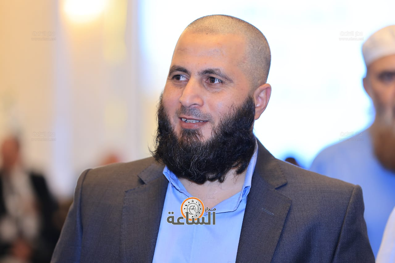 Madar Al-Saa Images 0.15122582698672649