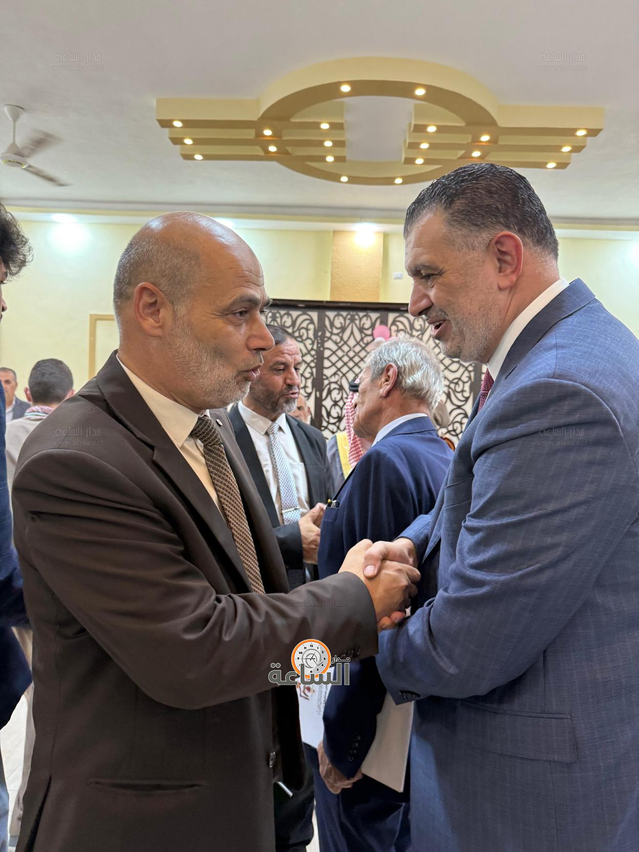 Madar Al-Saa Images 0.545686349068797