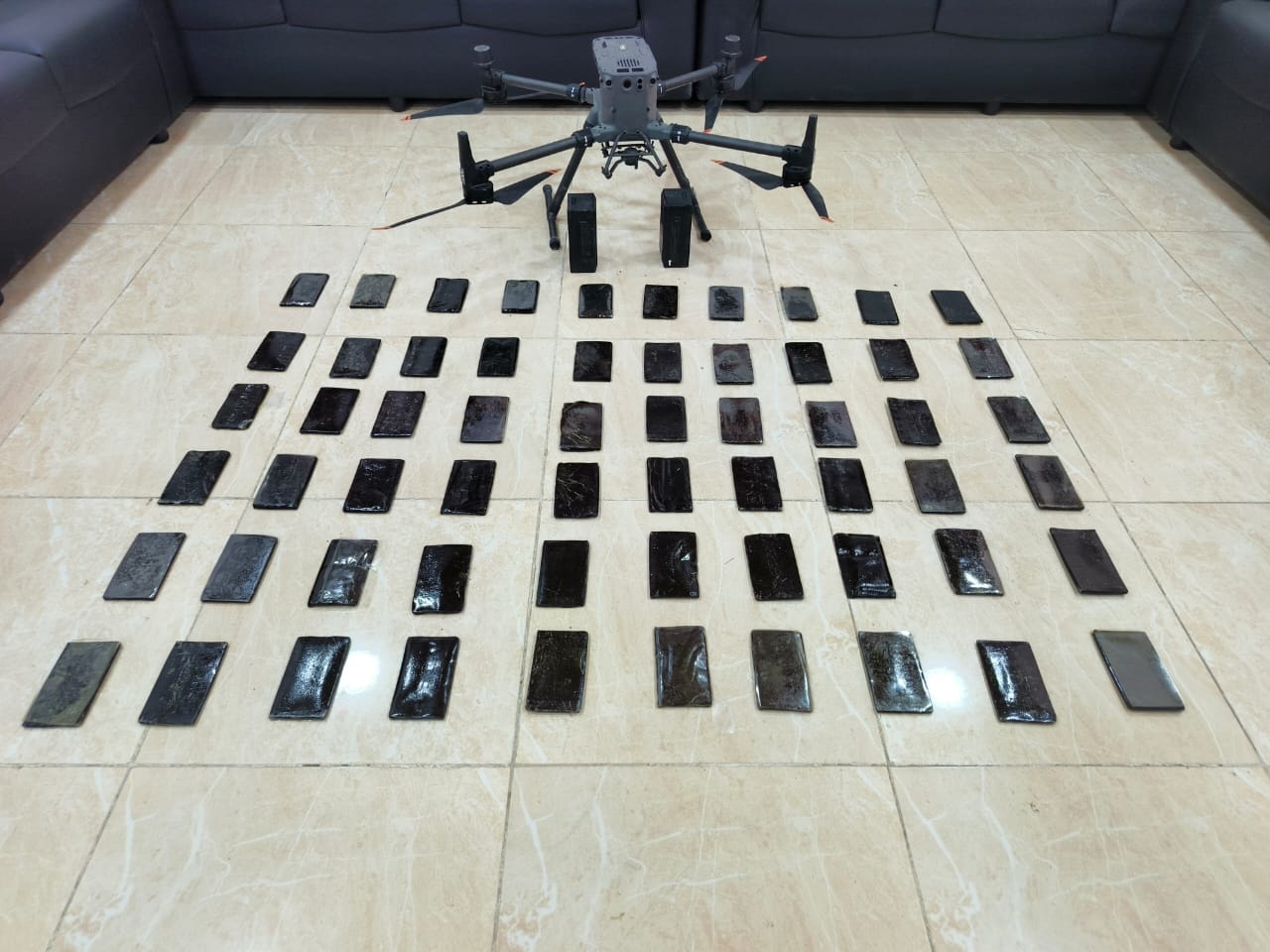 Madar Al-Saa Images 0.758869942906419