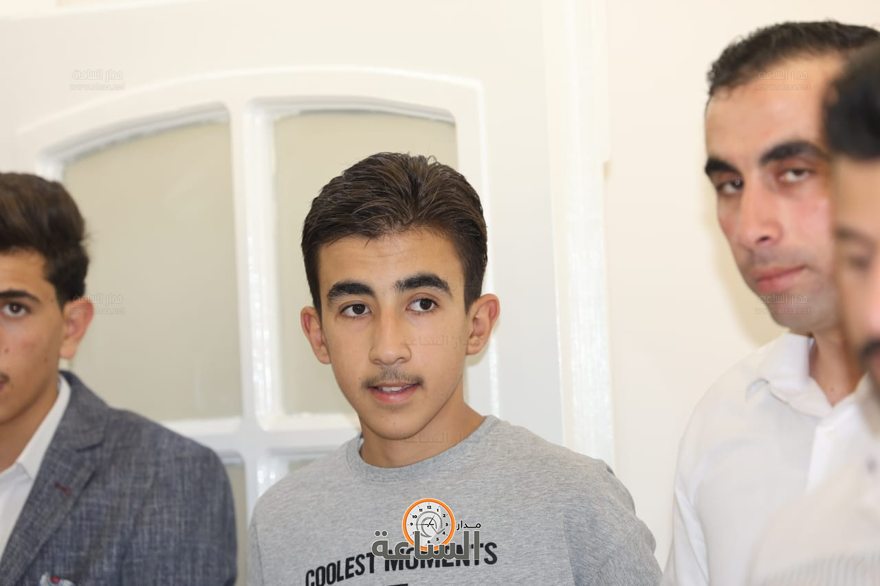 Madar Al-Saa Images 0.9639673626496365