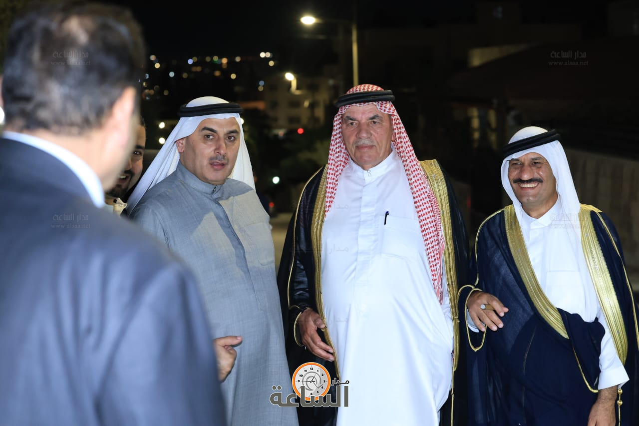 Madar Al-Saa Images 0.03886719933100302