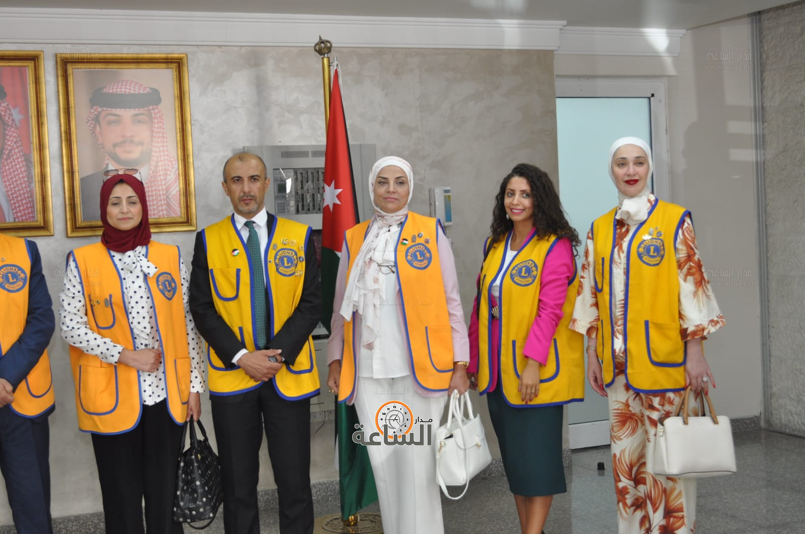 Madar Al-Saa Images 0.4405168903960127