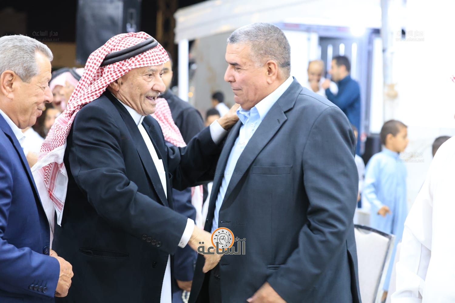 Madar Al-Saa Images 0.07137318485516142