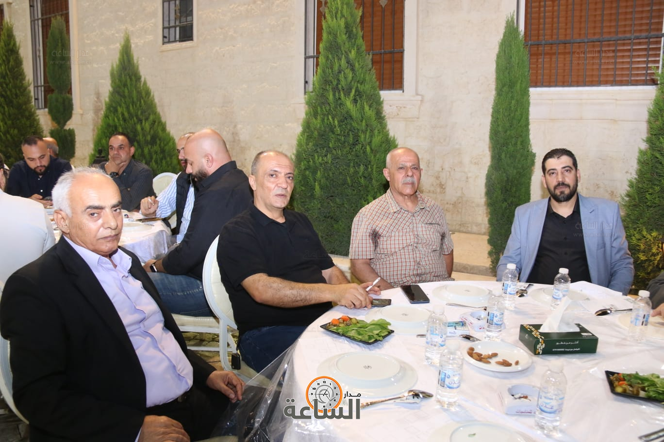 Madar Al-Saa Images 0.34993649732933585