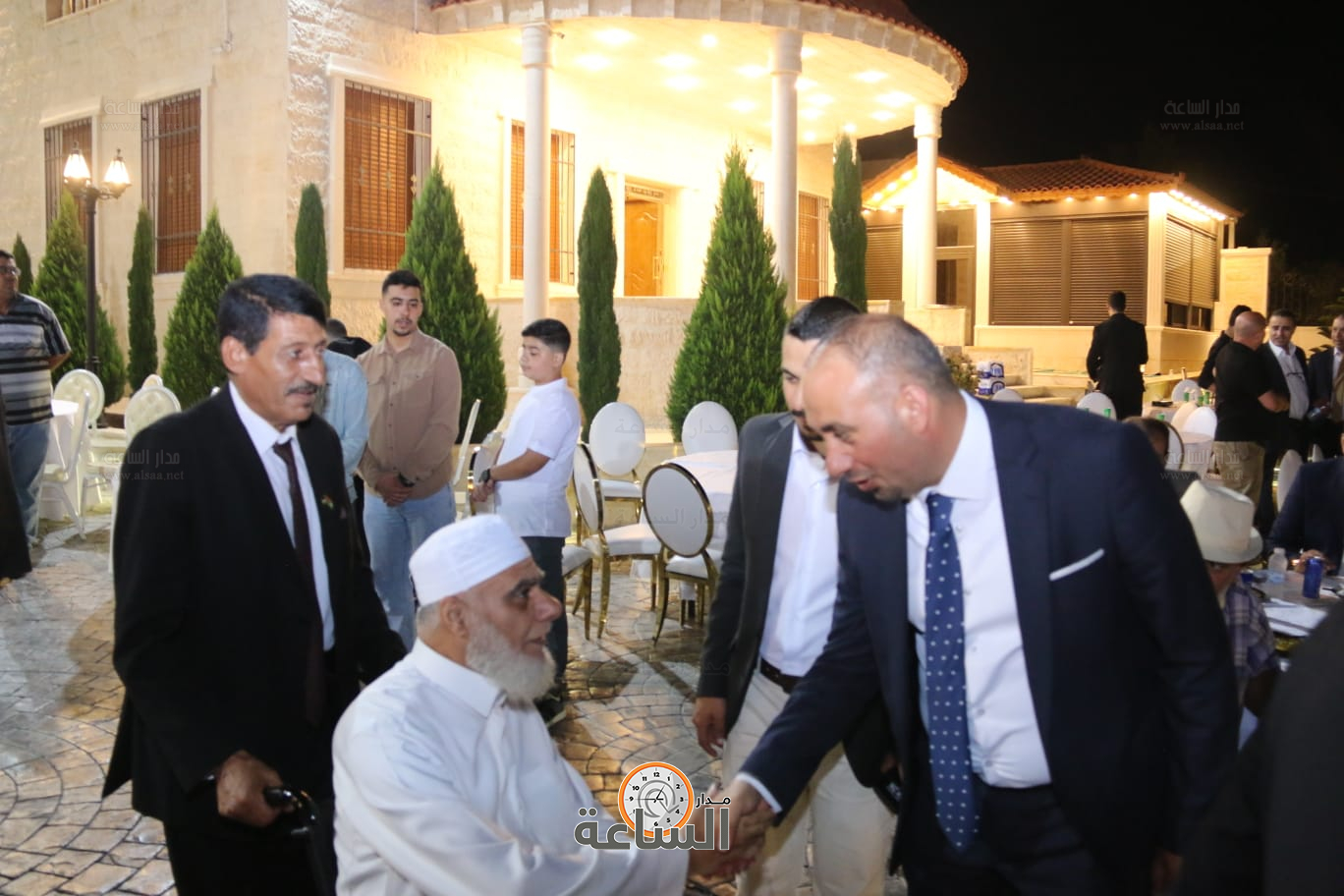 Madar Al-Saa Images 0.3225156618673186