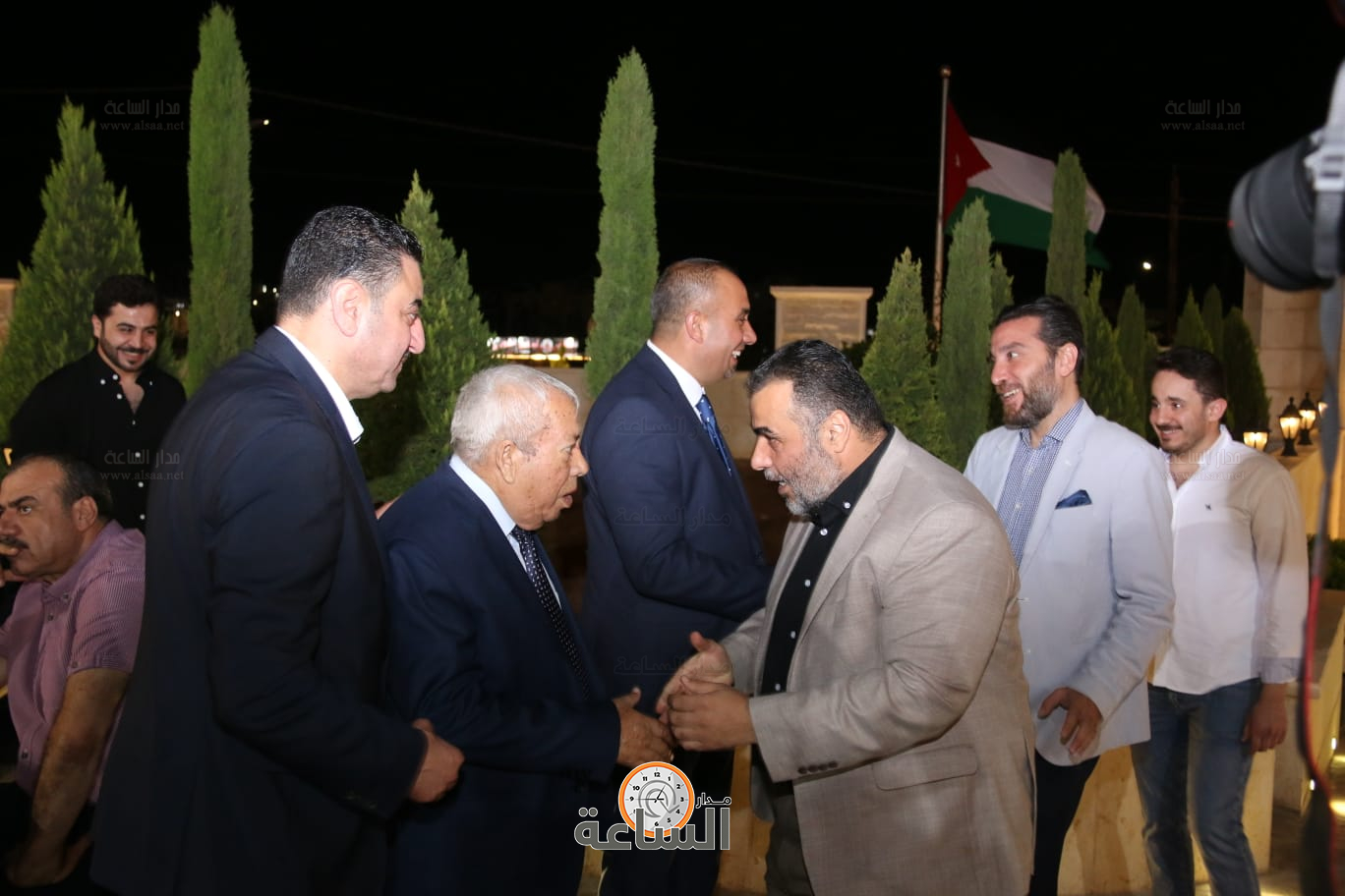 Madar Al-Saa Images 0.01939278547141665