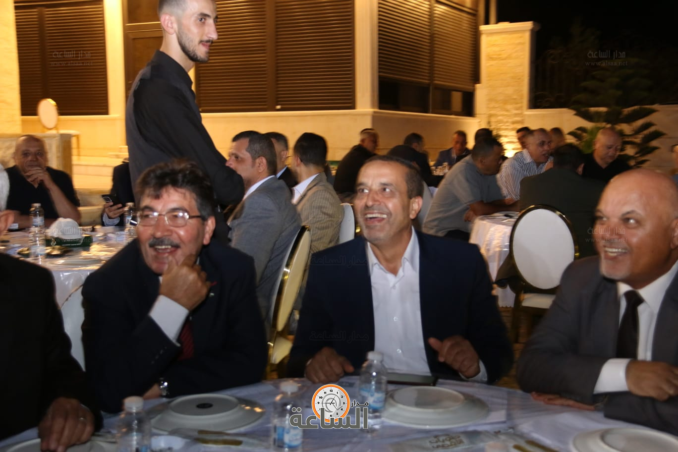 Madar Al-Saa Images 0.517372401097113