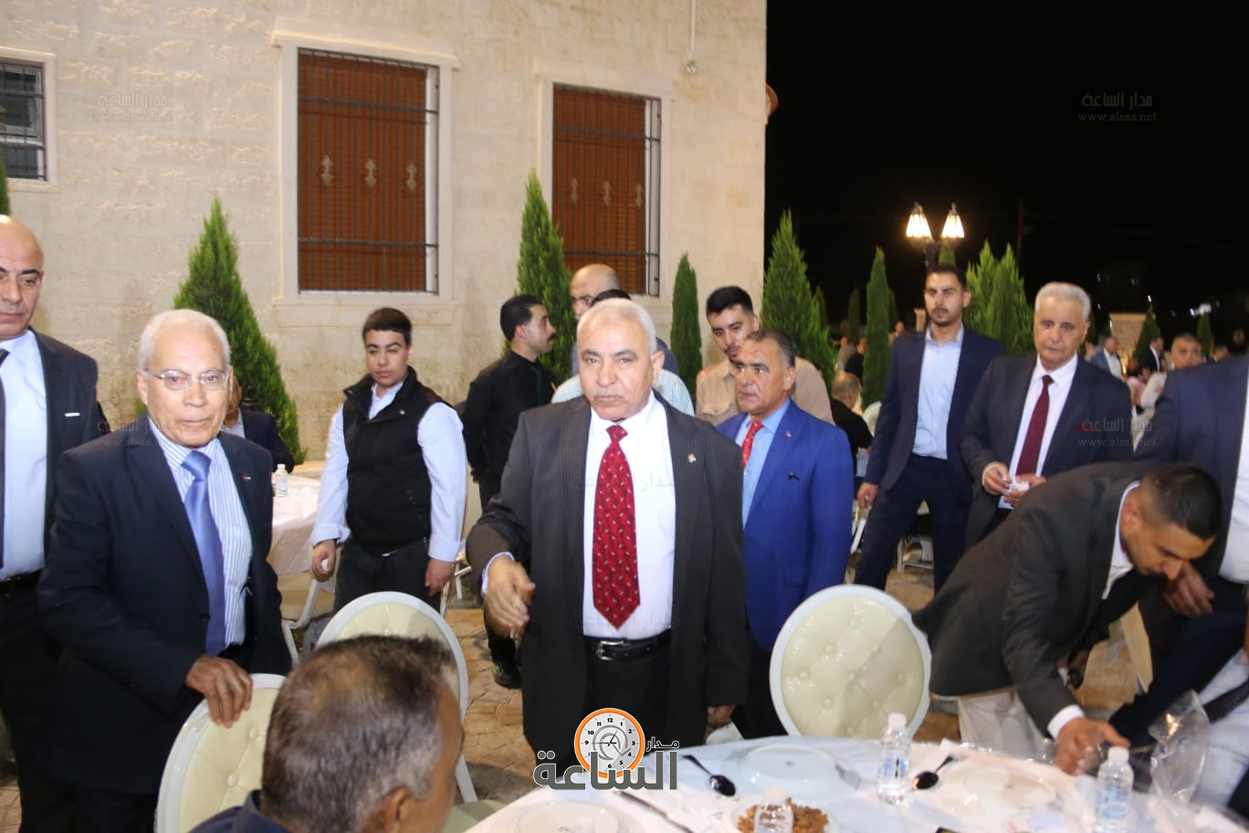 Madar Al-Saa Images 0.495340538971323