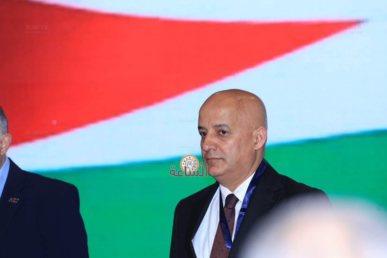 Madar Al-Saa Images 0.9496771180836807