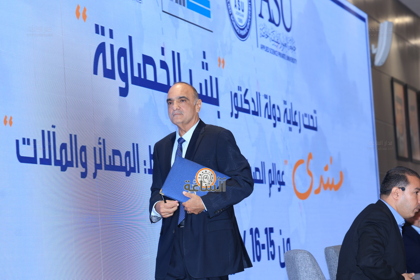 Madar Al-Saa Images 0.3856992683692513