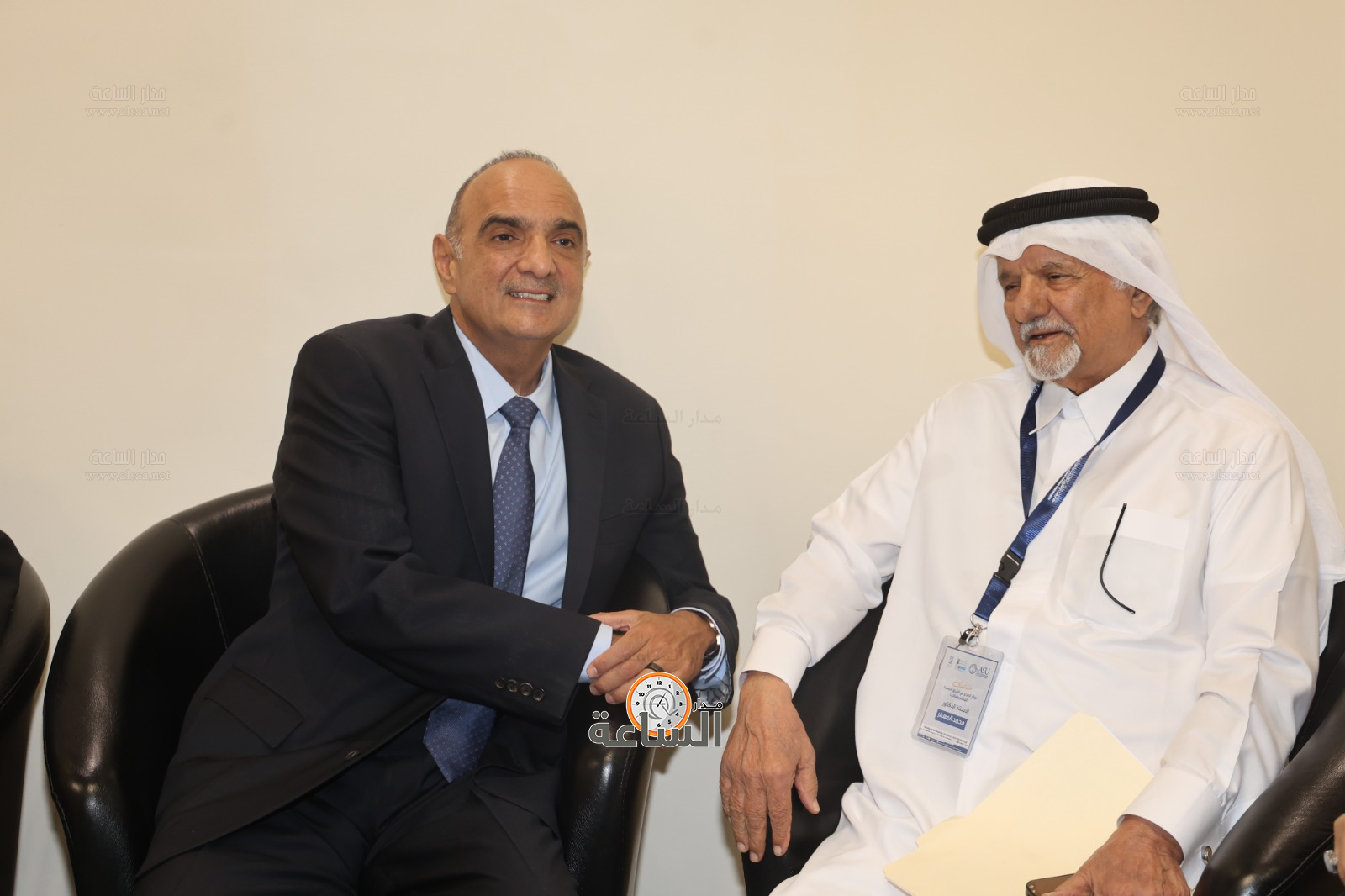 Madar Al-Saa Images 0.44179321751284506