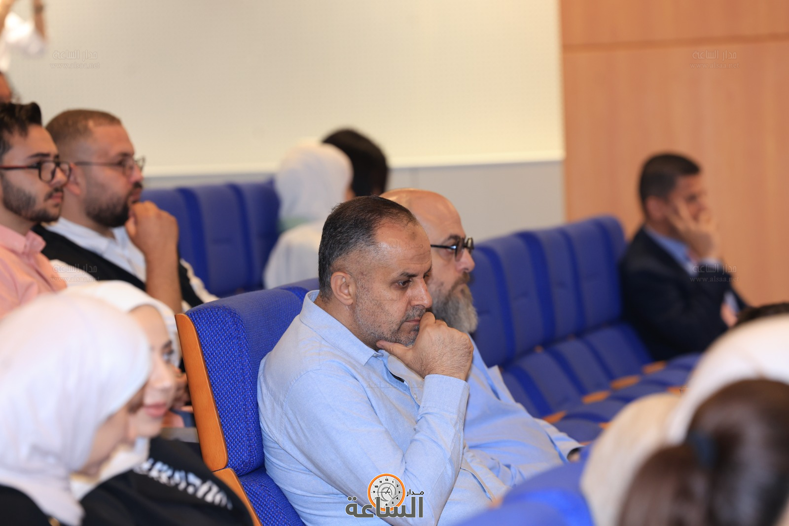 Madar Al-Saa Images 0.12291407037618896