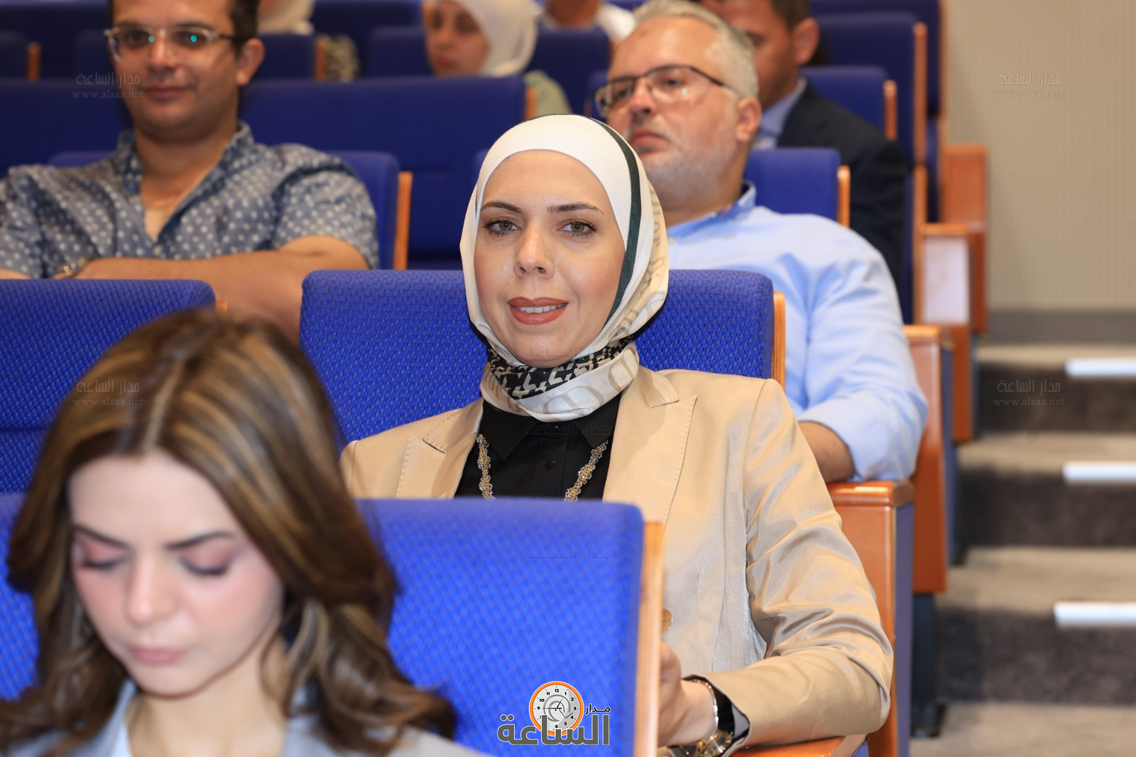 Madar Al-Saa Images 0.2885734400370542