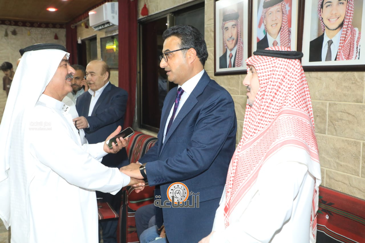 Madar Al-Saa Images 0.990487917968291