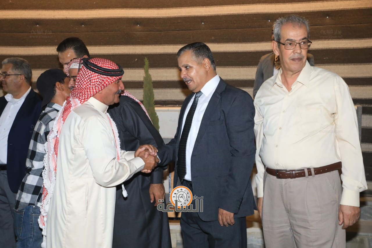 Madar Al-Saa Images 0.3801807660102927