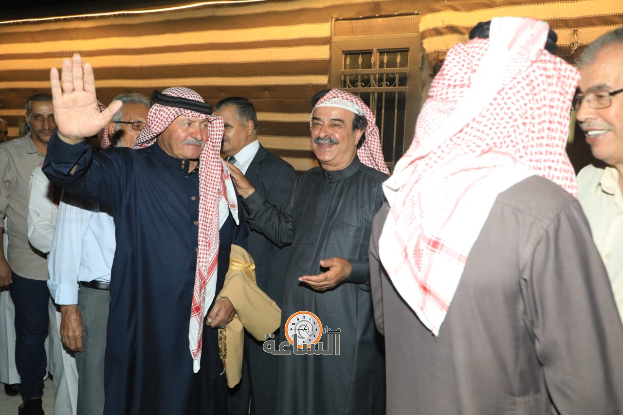 Madar Al-Saa Images 0.36038889449742684