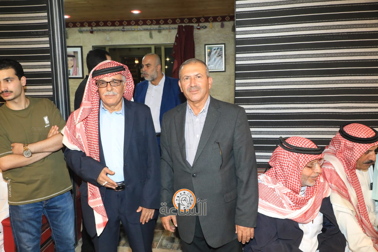 Madar Al-Saa Images 0.24945616371275237