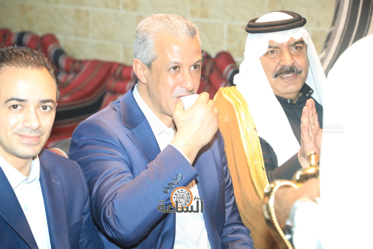 Madar Al-Saa Images 0.40734833963669614