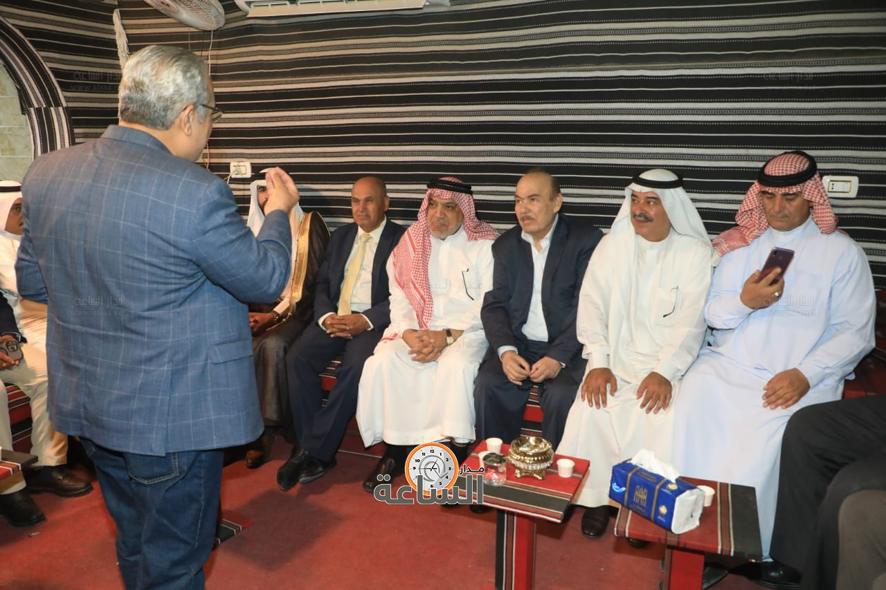 Madar Al-Saa Images 0.38406114497989763