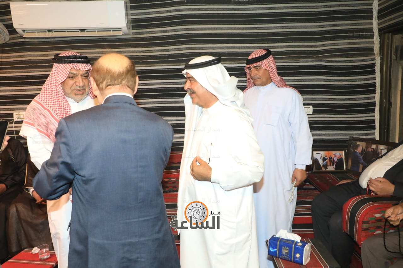 Madar Al-Saa Images 0.9448152808978875