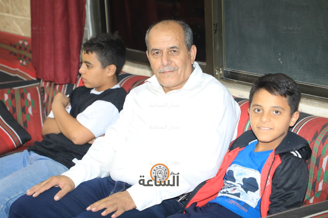 Madar Al-Saa Images 0.7849783101517709