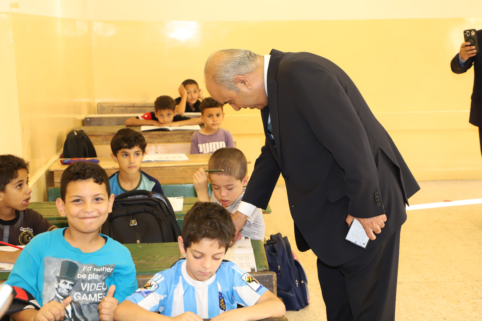 Madar Al-Saa Images 0.6199696594281324