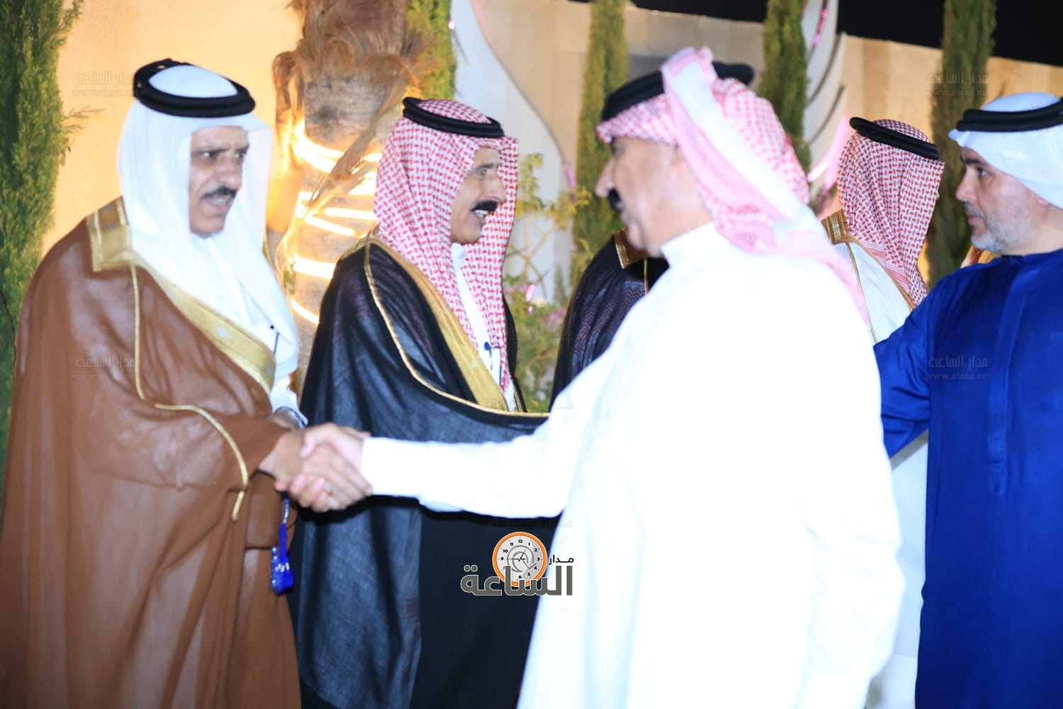 Madar Al-Saa Images 0.8054053921527874