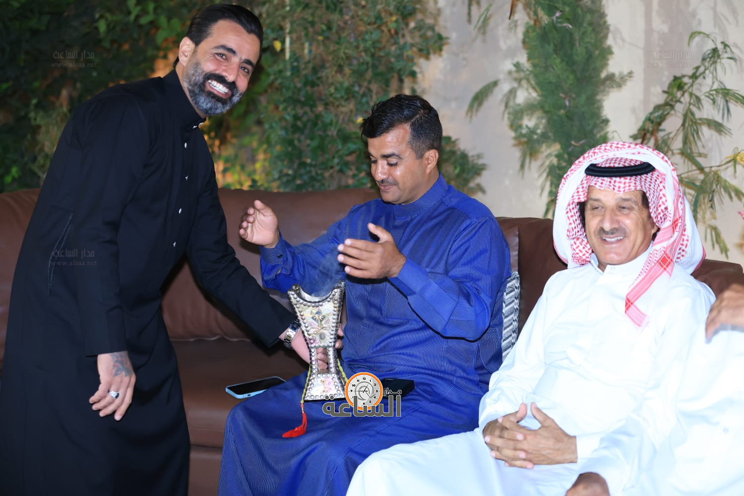 Madar Al-Saa Images 0.7494056382634331