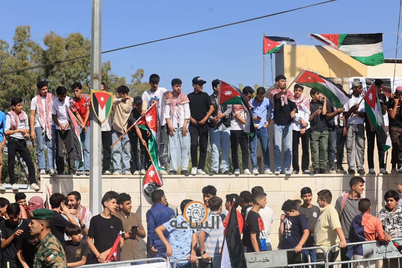 Madar Al-Saa Images 0.4842313331183443