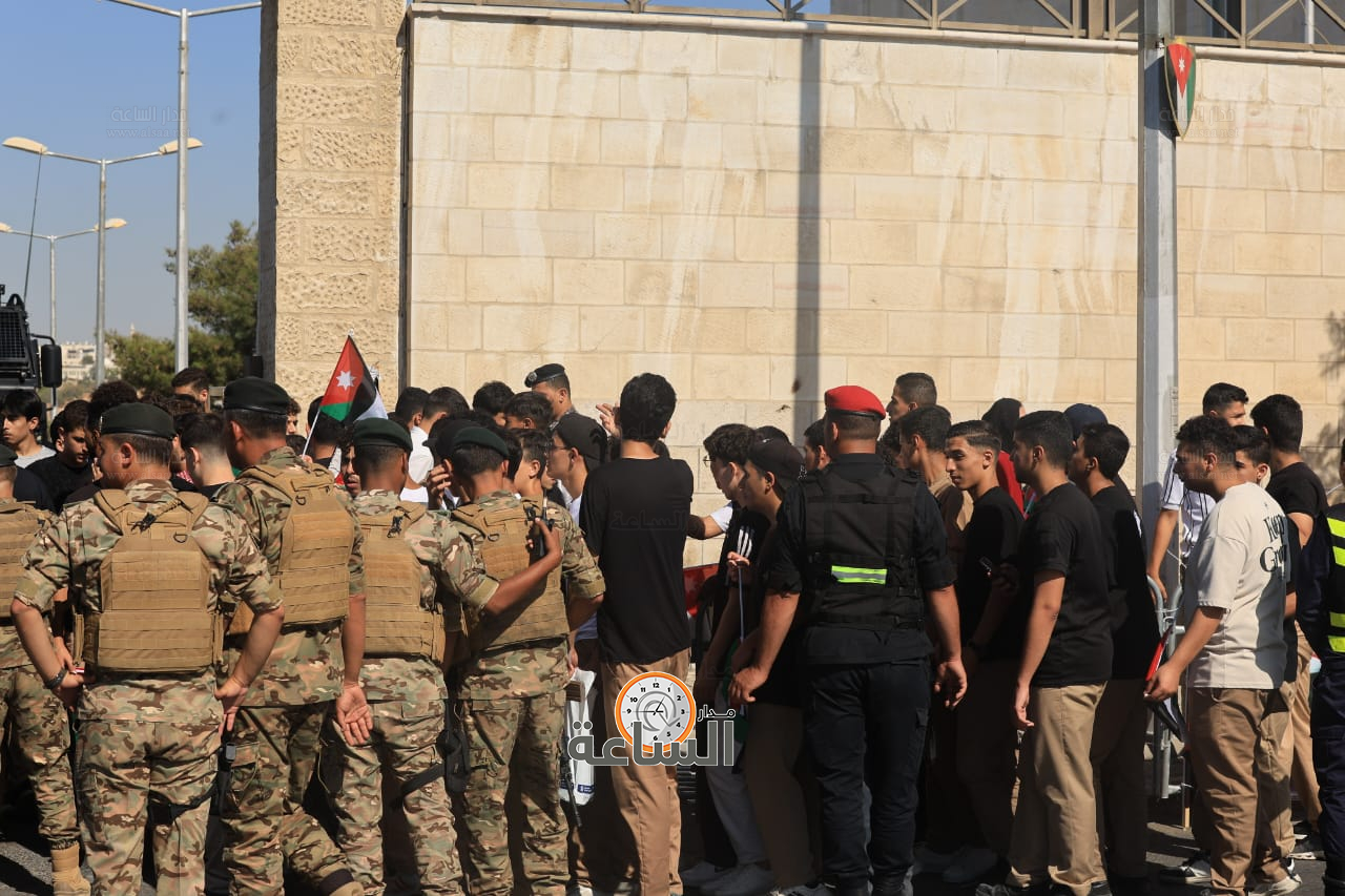 Madar Al-Saa Images 0.8626693788318719