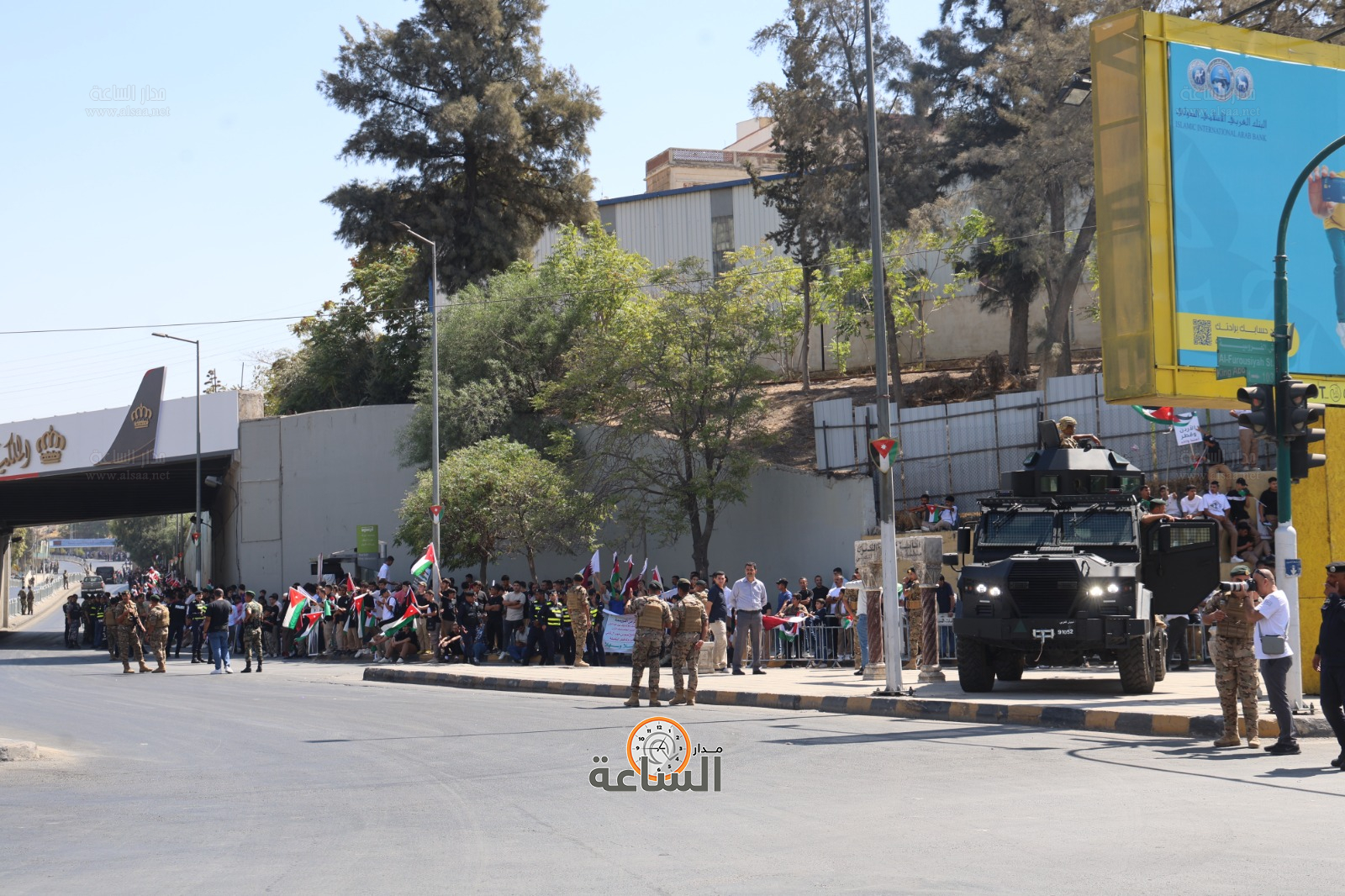 Madar Al-Saa Images 0.6671758742106149