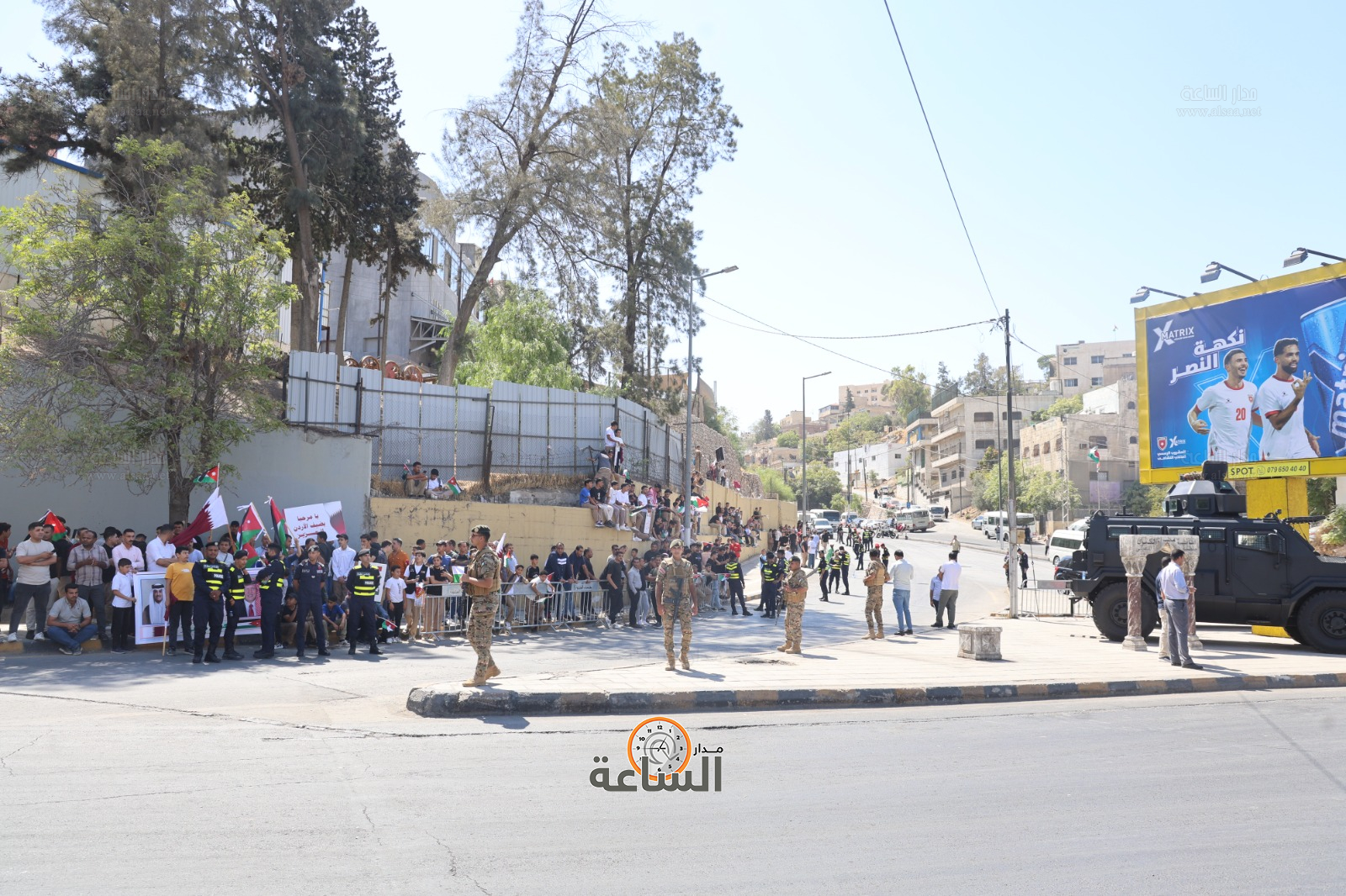 Madar Al-Saa Images 0.2927546510540515